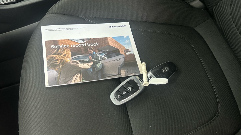 Hyundai TUCSON 1.6 TGDi Premium 5dr 2WD Petrol Estate - Image 19