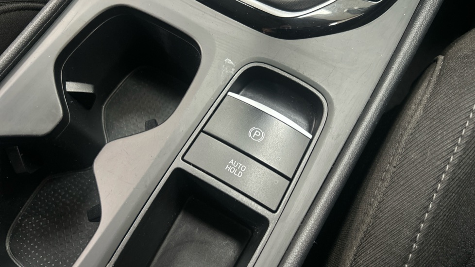 Hyundai TUCSON 1.6 TGDi Premium 5dr 2WD Petrol Estate - Image 29