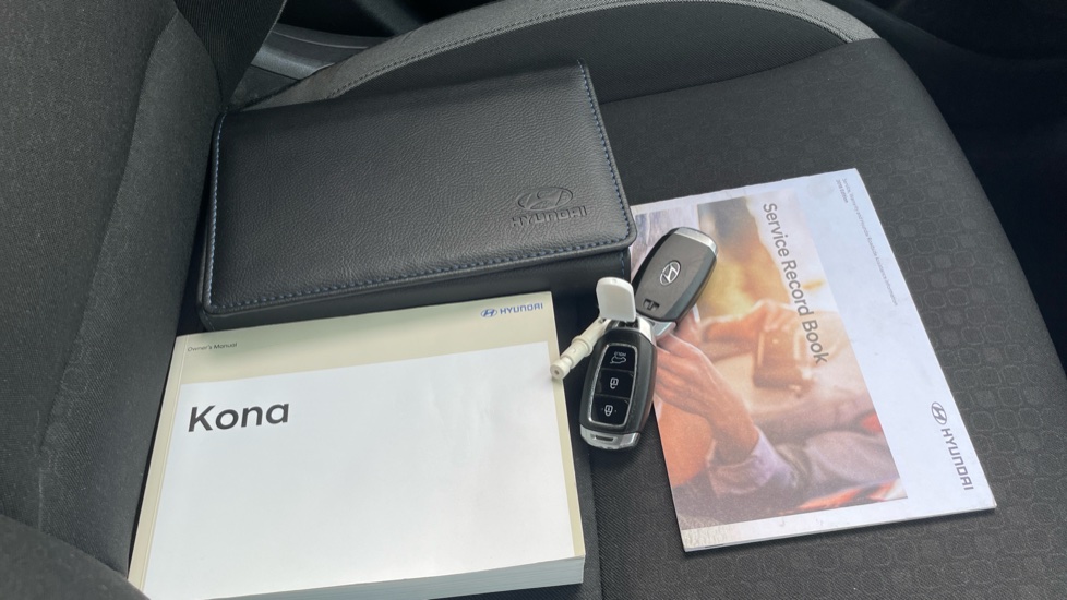 Hyundai KONA 1.0T GDi Blue Drive Premium 5dr Petrol Hatchback - Image 19