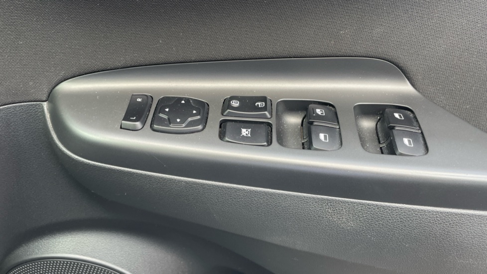 Hyundai KONA 1.0T GDi Blue Drive Premium 5dr Petrol Hatchback - Image 34