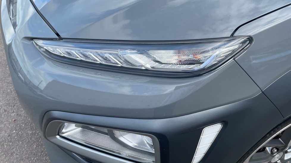 Hyundai KONA 1.0T GDi Blue Drive Premium 5dr Petrol Hatchback - Image 36