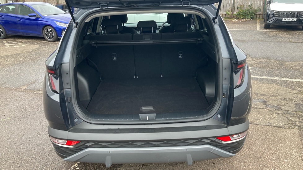 Hyundai TUCSON 1.6 TGDi Premium 5dr 2WD Petrol Estate - Image 4