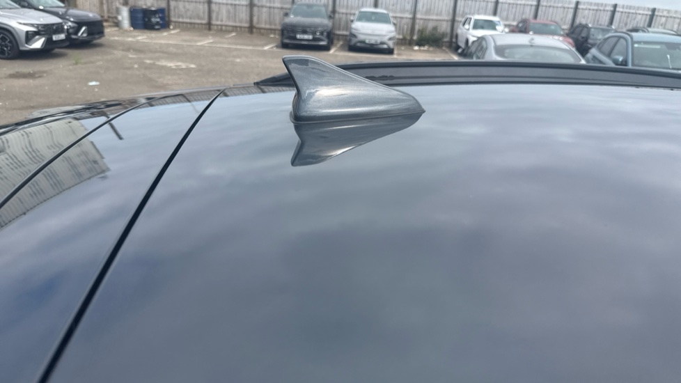 Hyundai KONA 1.6T GDi Blue Drive Premium GT 5dr 4WD DCT Petrol Hatchback - Image 22