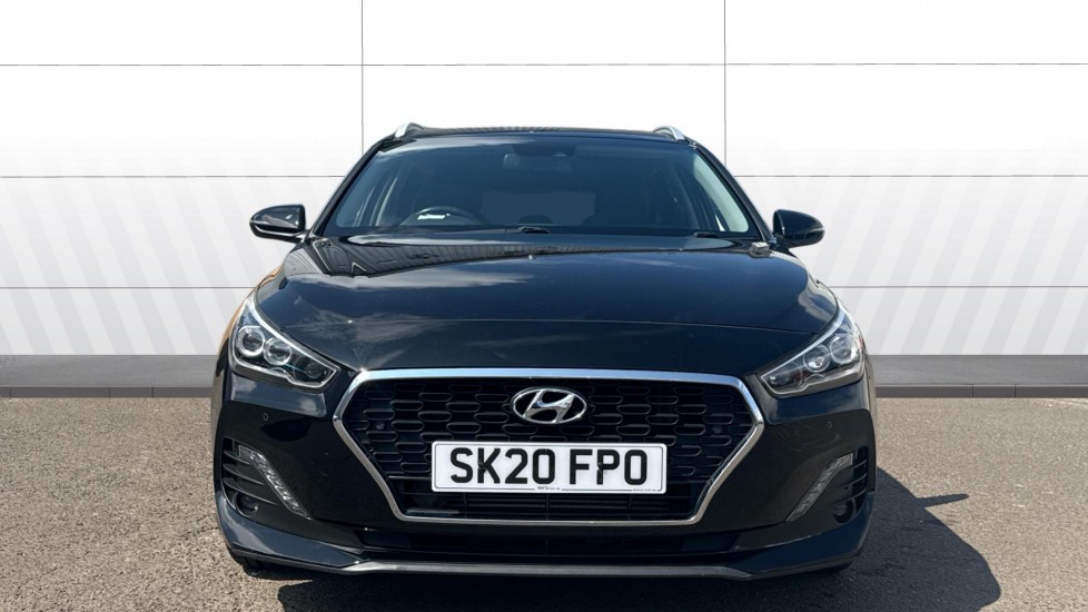 Hyundai i30 1.4T GDI Premium 5dr Petrol Estate - Image 3