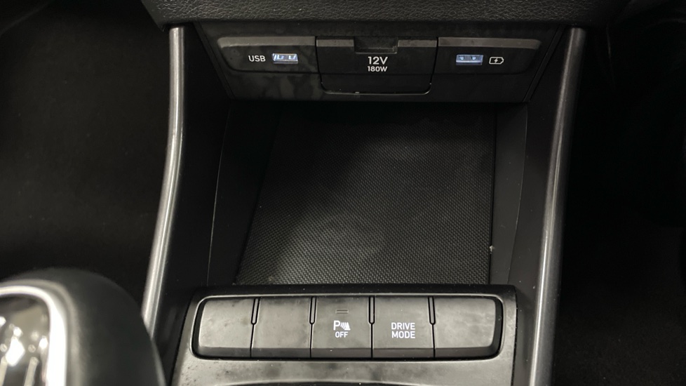 Hyundai i20 1.0T GDi 48V MHD SE Connect 5dr Petrol Hatchback - Image 27