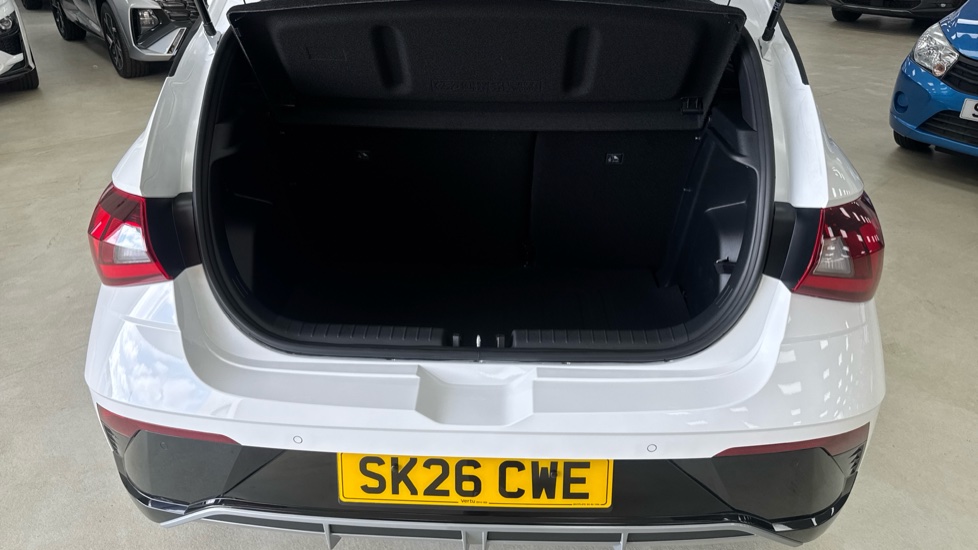 Hyundai i20 1.0T GDi 90 Black Line 5dr Petrol Hatchback - Image 4