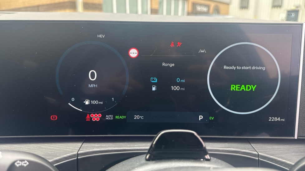 Hyundai SANTA FE 1.6 TGDi Plug-in Hybrid Ultimate 5dr 4WD Auto Estate - Image 18