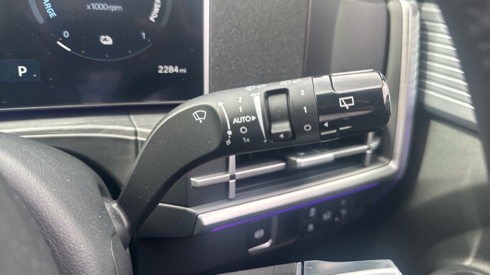 Hyundai SANTA FE 1.6 TGDi Plug-in Hybrid Ultimate 5dr 4WD Auto Estate - Image 25