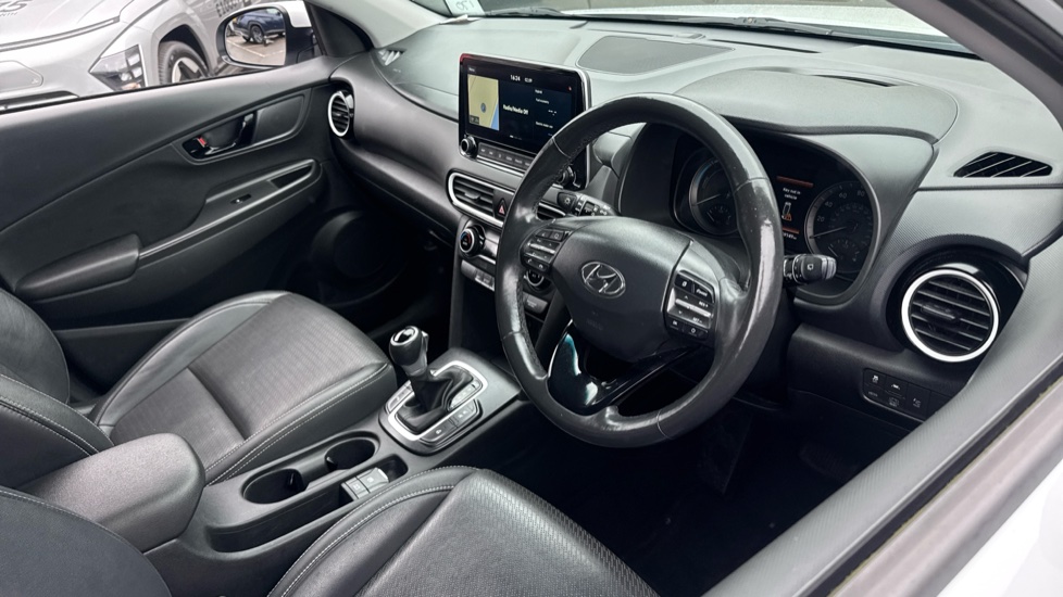 Hyundai KONA 1.6 GDi Hybrid Premium SE 5dr DCT Hybrid Hatchback - Image 11