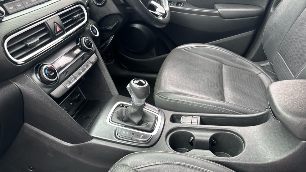 Hyundai KONA 1.6 GDi Hybrid Premium SE 5dr DCT Hybrid Hatchback - Image 13