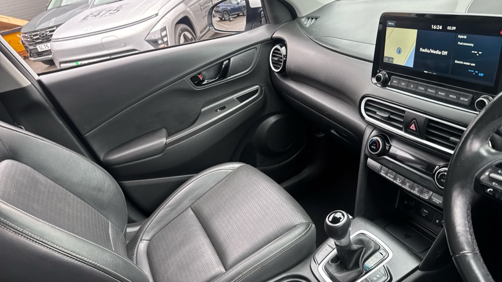 Hyundai KONA 1.6 GDi Hybrid Premium SE 5dr DCT Hybrid Hatchback - Image 14
