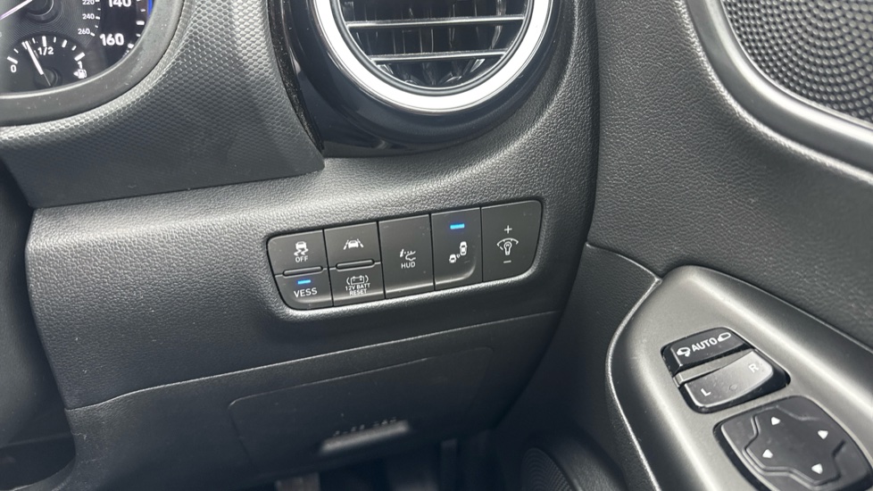 Hyundai KONA 1.6 GDi Hybrid Premium SE 5dr DCT Hybrid Hatchback - Image 38