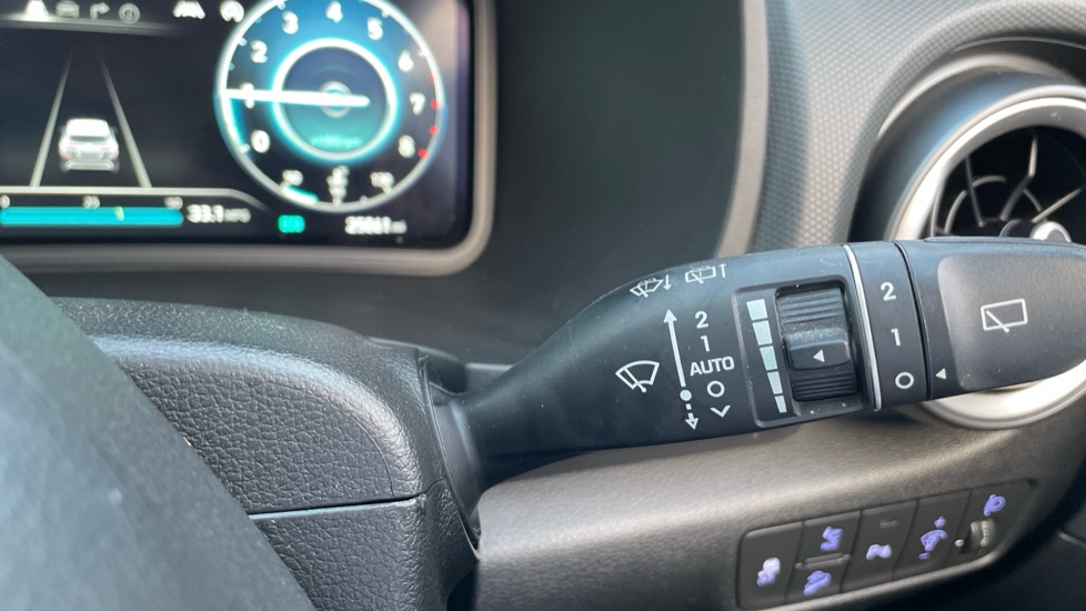 Hyundai KONA 1.0 TGDi 48V MHEV Ultimate 5dr Petrol Hatchback - Image 24