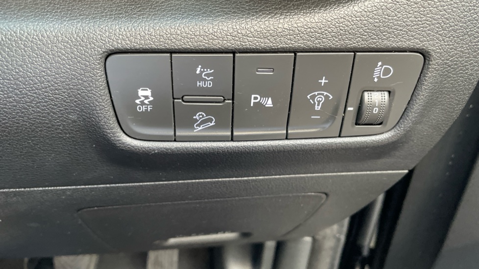 Hyundai KONA 1.0 TGDi 48V MHEV Ultimate 5dr Petrol Hatchback - Image 30