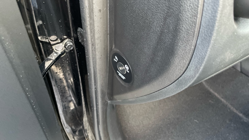 Hyundai KONA 1.0 TGDi 48V MHEV Ultimate 5dr Petrol Hatchback - Image 37