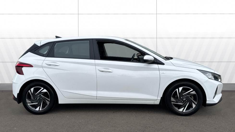 Hyundai i20 1.0T GDi 48V MHD SE Connect 5dr Petrol Hatchback - Image 5