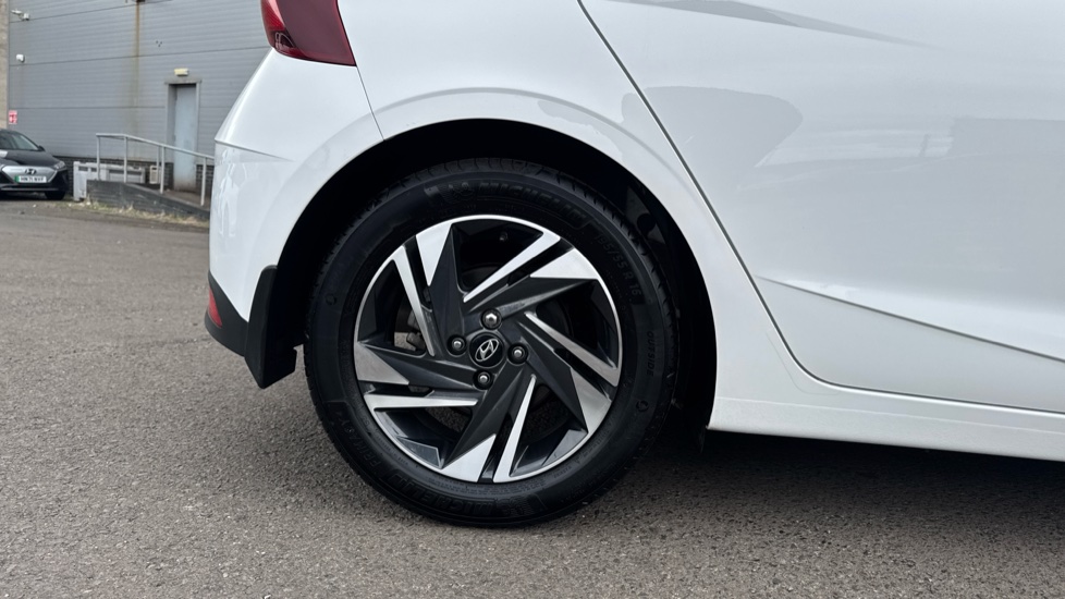 Hyundai i20 1.0T GDi 48V MHD SE Connect 5dr Petrol Hatchback - Image 7