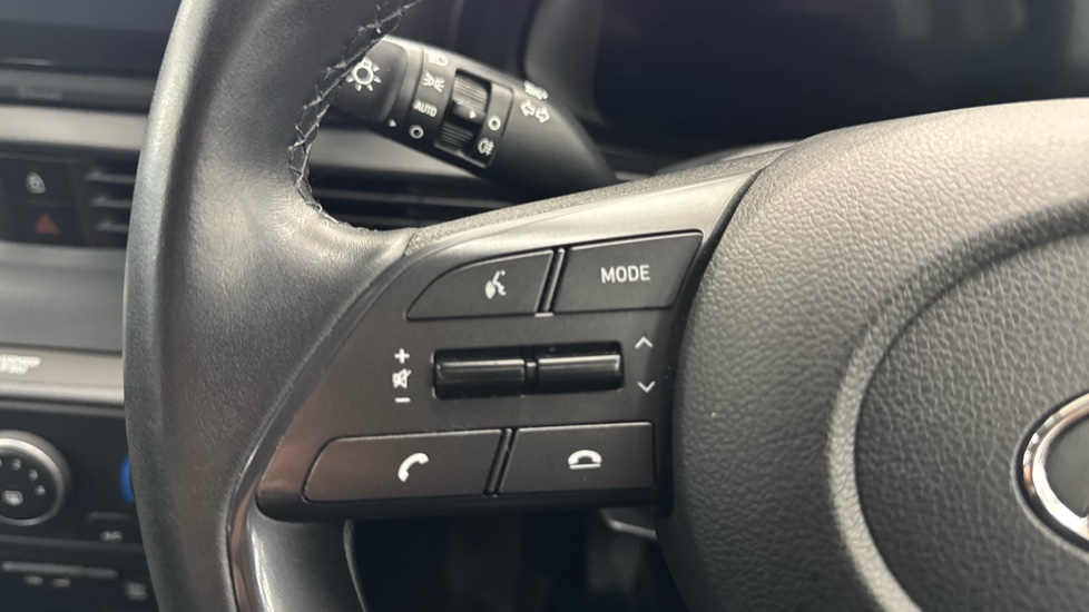 Hyundai i20 1.0T GDi 48V MHD SE Connect 5dr Petrol Hatchback - Image 25