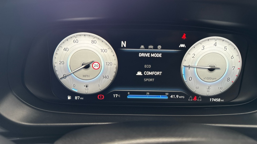 Hyundai i20 1.0T GDi 48V MHD SE Connect 5dr Petrol Hatchback - Image 38