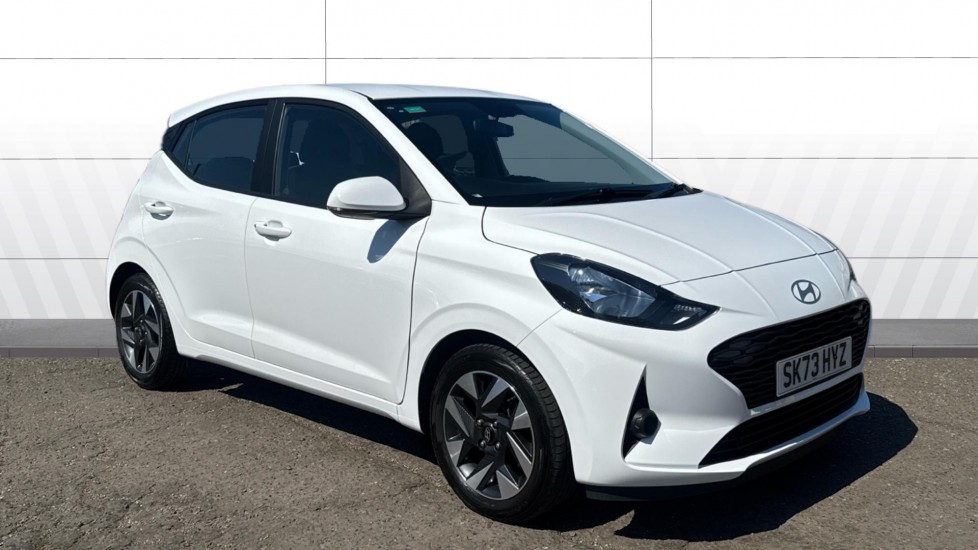 Hyundai i10 1.2 Advance 5dr Petrol Hatchback - Image 1