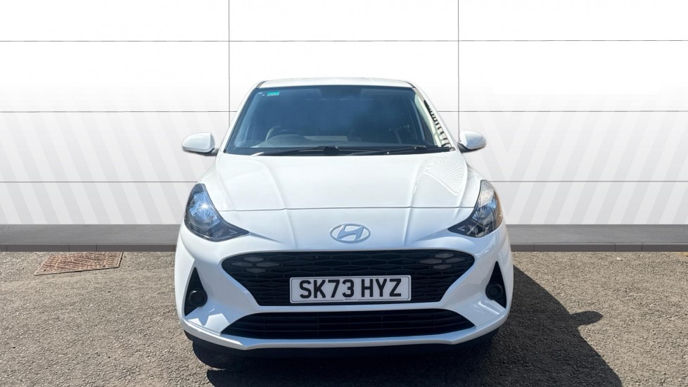 Hyundai i10 1.2 Advance 5dr Petrol Hatchback - Image 3