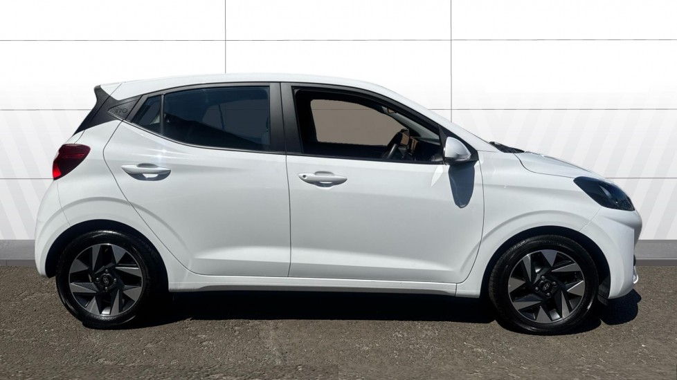 Hyundai i10 1.2 Advance 5dr Petrol Hatchback - Image 5