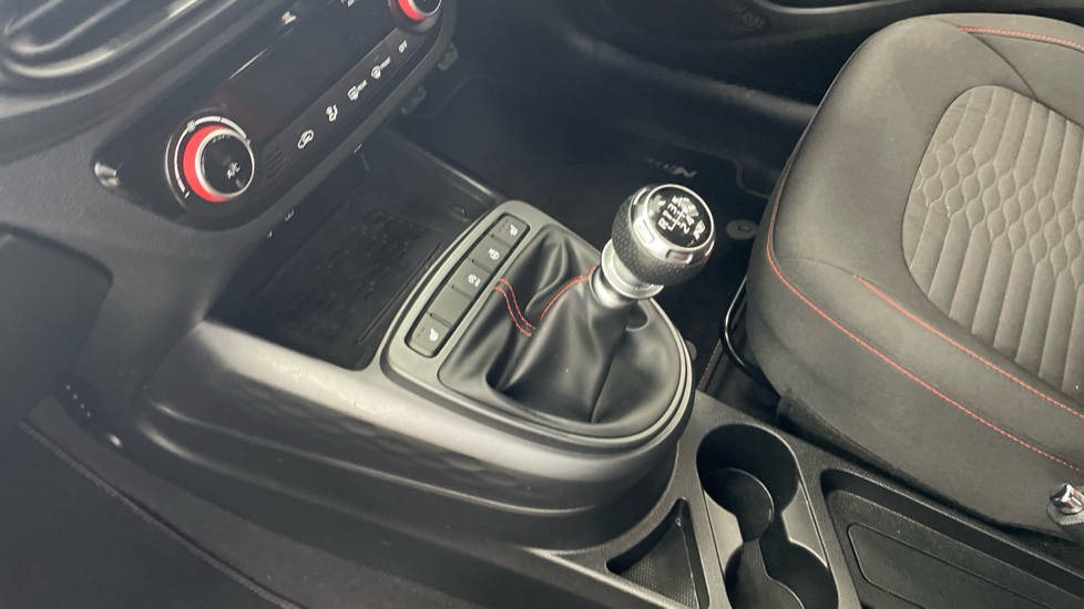 Hyundai i10 1.0 T-GDi N Line 5dr Petrol Hatchback - Image 13