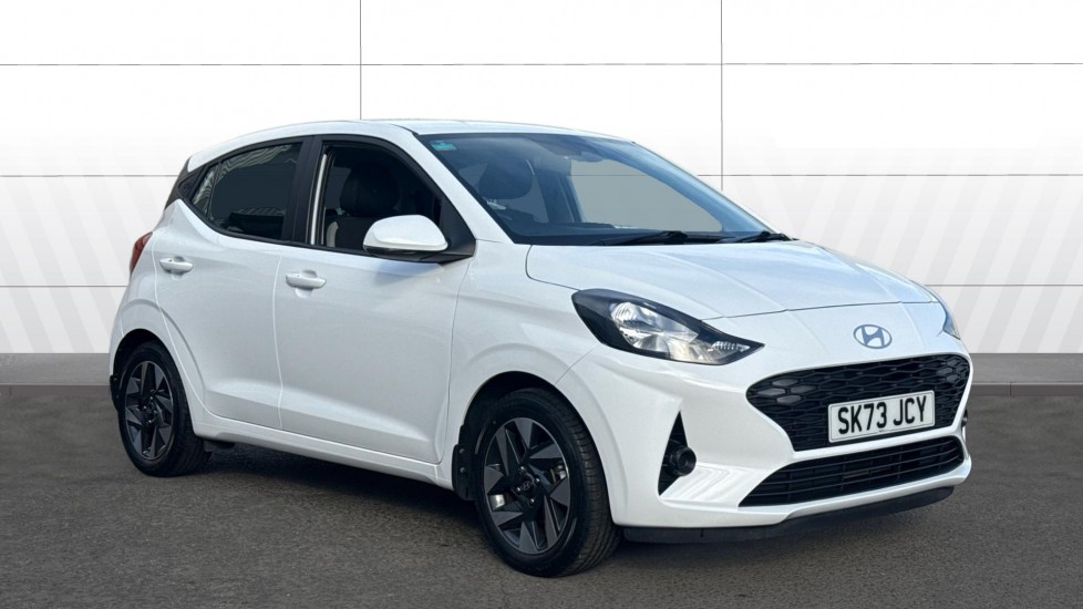 Hyundai i10 1.2 Advance 5dr Petrol Hatchback - Image 1