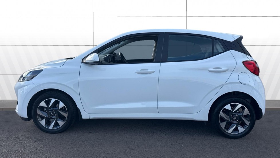 Hyundai i10 1.2 Advance 5dr Petrol Hatchback - Image 5