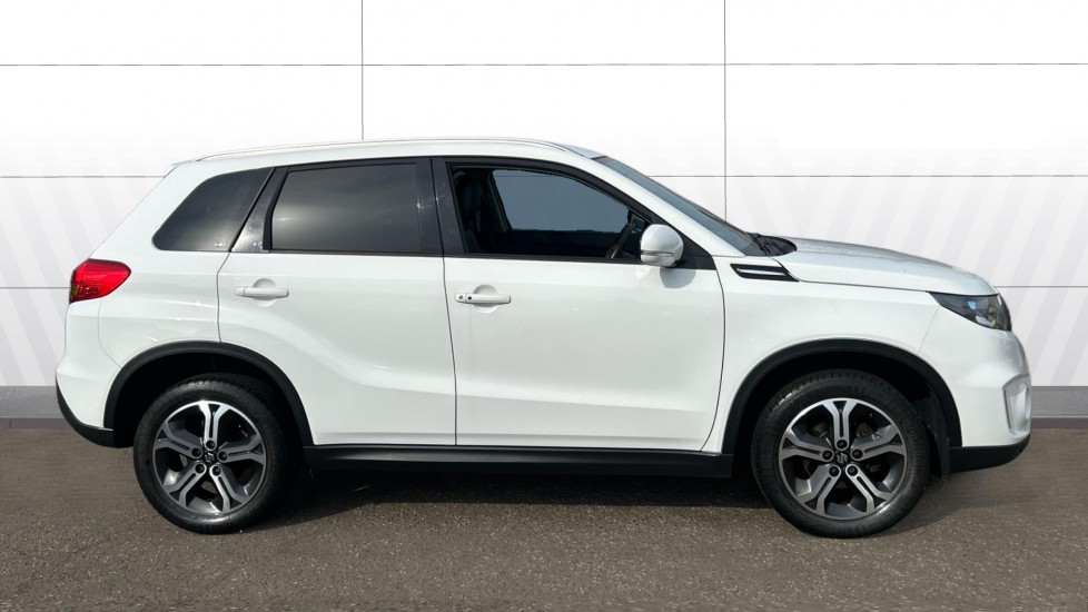 Suzuki Vitara 1.6 SZ5 5dr Petrol Estate - Image 5
