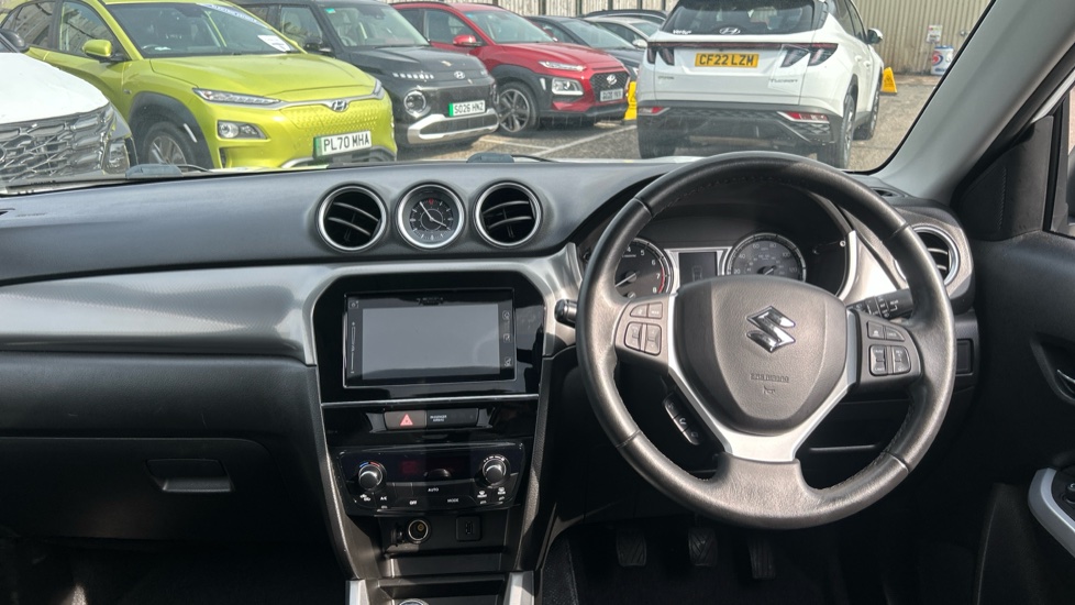 Suzuki Vitara 1.6 SZ5 5dr Petrol Estate - Image 10