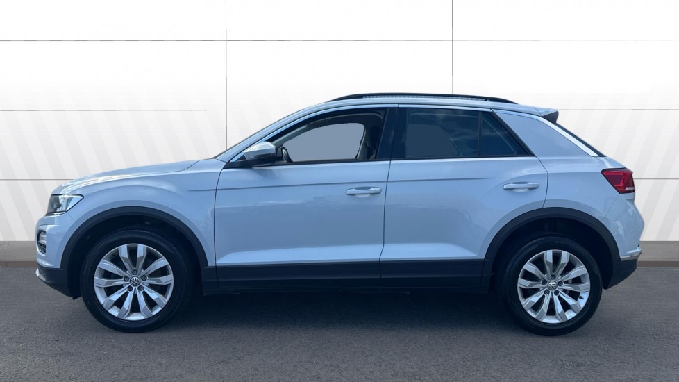 Volkswagen T-Roc 1.6 TDI SE 5dr Diesel Hatchback - Image 5
