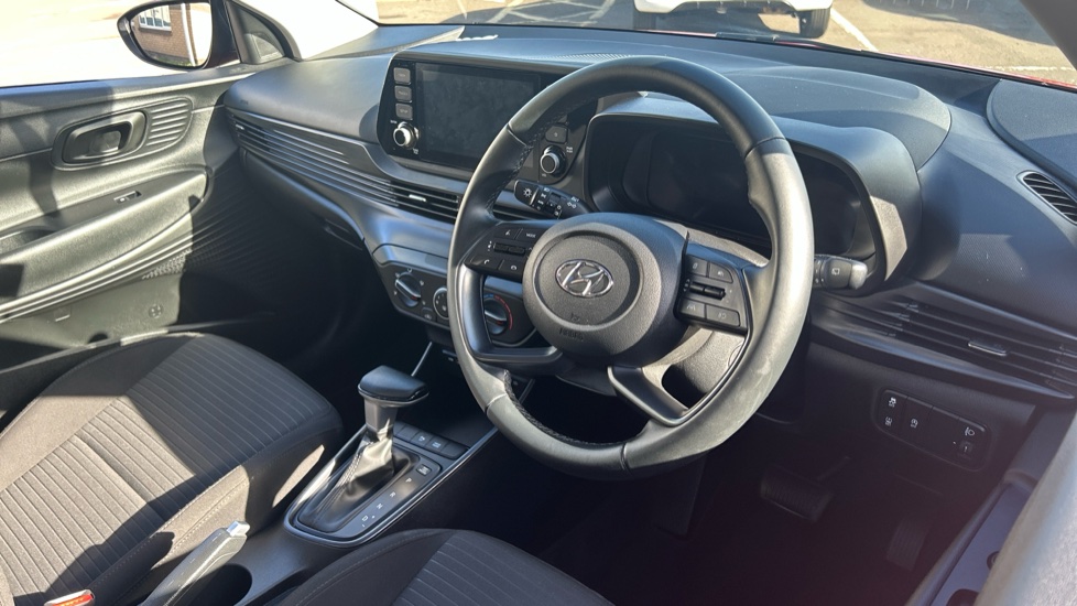 Hyundai i20 1.0T GDi 48V MHD SE Connect 5dr DCT Petrol Hatchback - Image 11