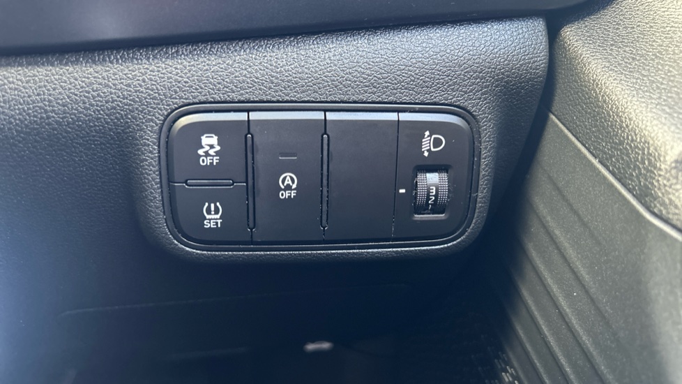 Hyundai i20 1.0T GDi 48V MHD SE Connect 5dr DCT Petrol Hatchback - Image 25