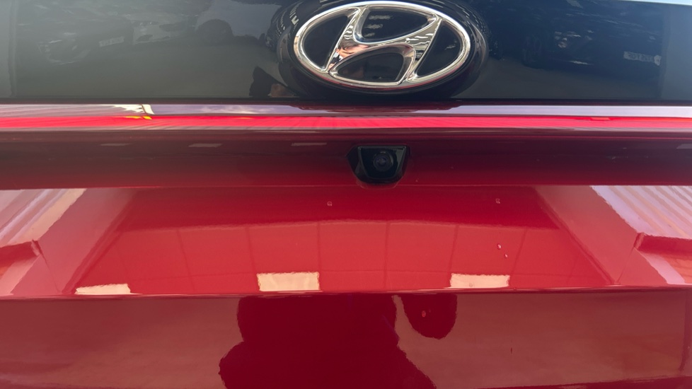 Hyundai i20 1.0T GDi 48V MHD SE Connect 5dr DCT Petrol Hatchback - Image 34