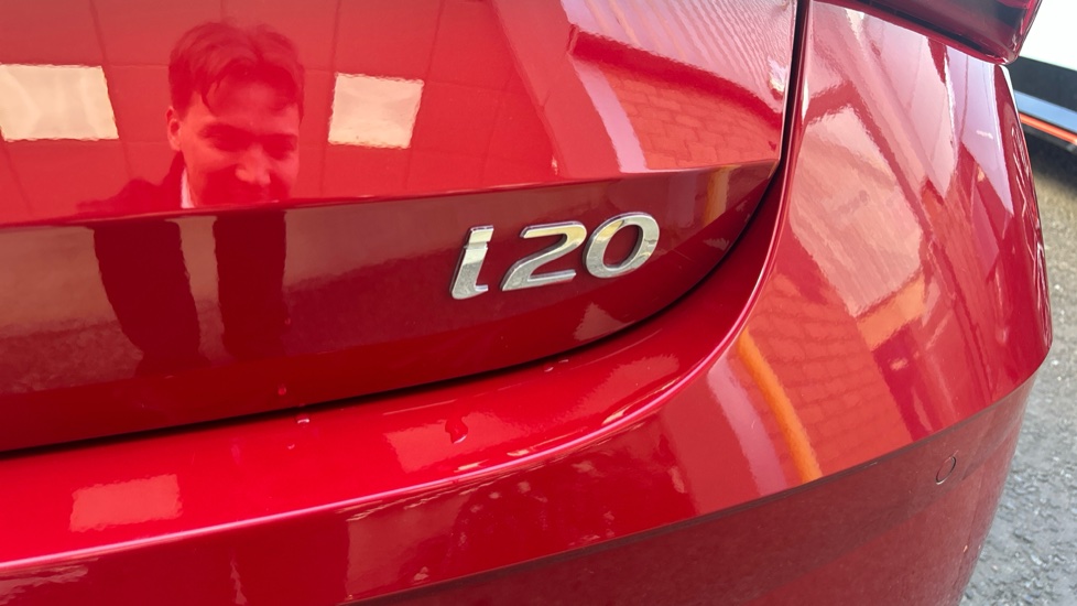Hyundai i20 1.0T GDi 48V MHD SE Connect 5dr DCT Petrol Hatchback - Image 35
