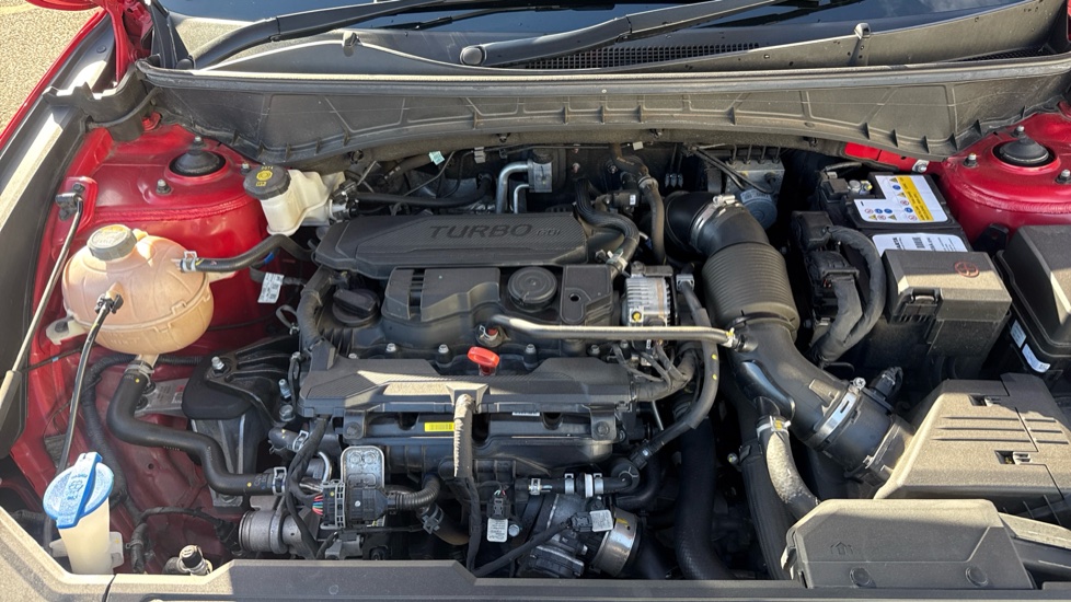 Hyundai TUCSON 1.6 TGDi Premium 5dr 2WD Petrol Estate - Image 8