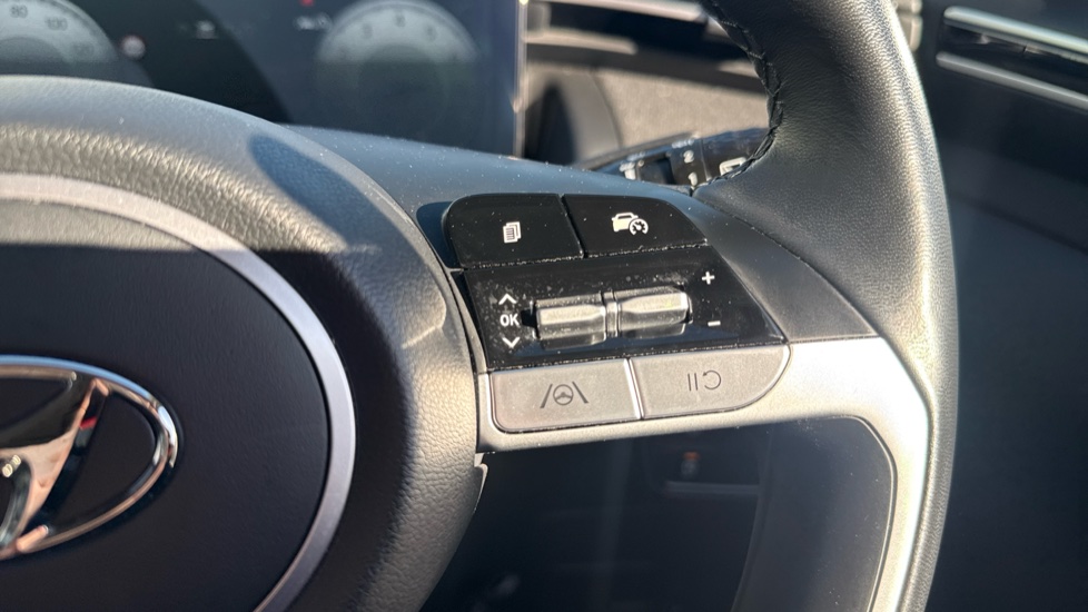 Hyundai TUCSON 1.6 TGDi Premium 5dr 2WD Petrol Estate - Image 31