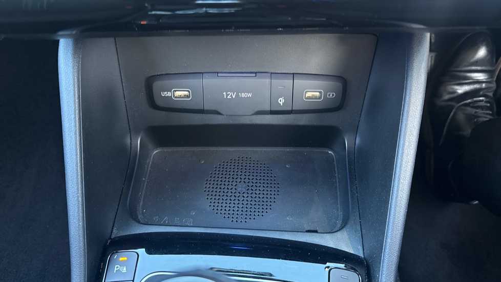 Hyundai TUCSON 1.6 TGDi Premium 5dr 2WD Petrol Estate - Image 34