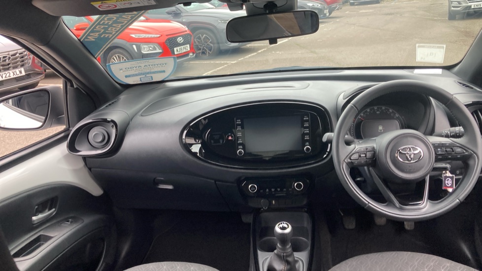 Toyota Aygo X 1.0 VVT-i Edge 5dr Petrol Hatchback - Image 10