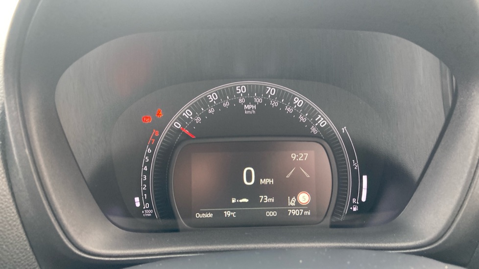 Toyota Aygo X 1.0 VVT-i Edge 5dr Petrol Hatchback - Image 18