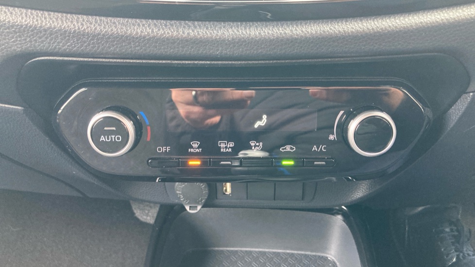 Toyota Aygo X 1.0 VVT-i Edge 5dr Petrol Hatchback - Image 26