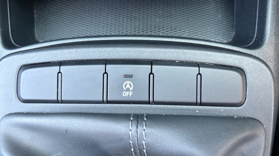 Hyundai i10 1.0 [63] Advance 5dr [Nav] Petrol Hatchback - Image 37