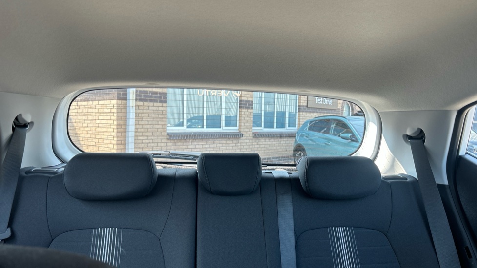 Hyundai i10 1.0 [63] Advance 5dr [Nav] Petrol Hatchback - Image 39
