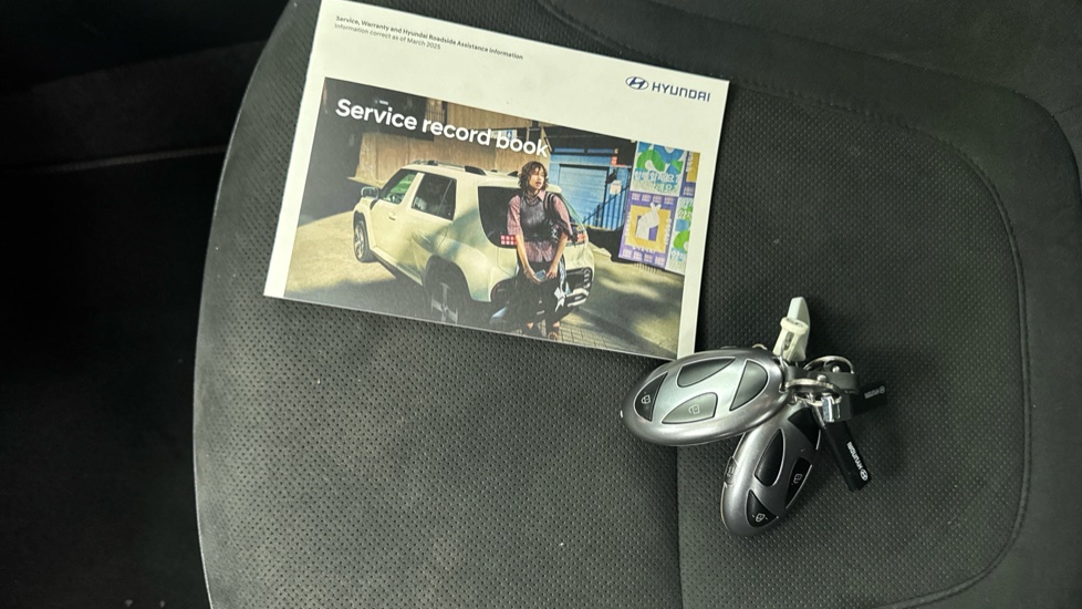 Hyundai TUCSON 1.6T Hybrid N Line 5dr Auto Hybrid Estate - Image 19