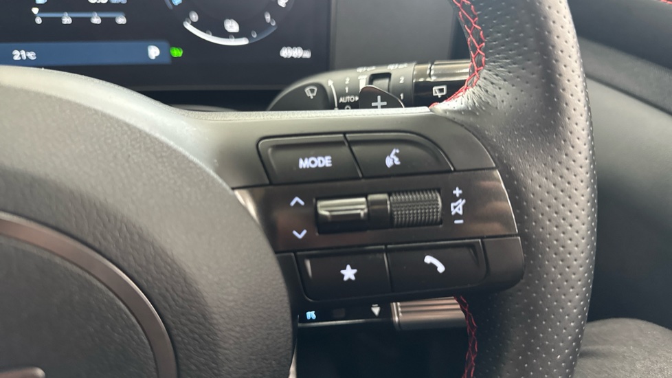 Hyundai TUCSON 1.6T Hybrid N Line 5dr Auto Hybrid Estate - Image 22