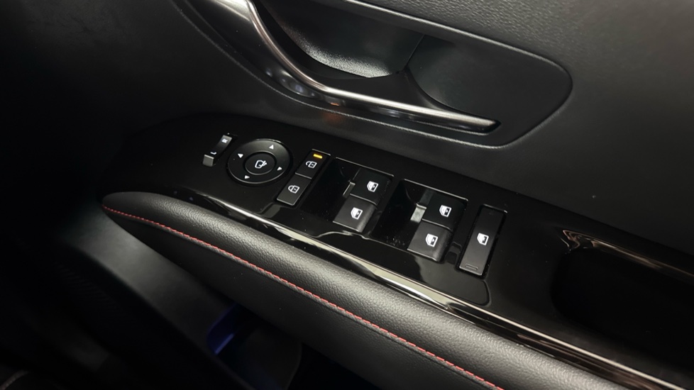 Hyundai TUCSON 1.6T Hybrid N Line 5dr Auto Hybrid Estate - Image 27