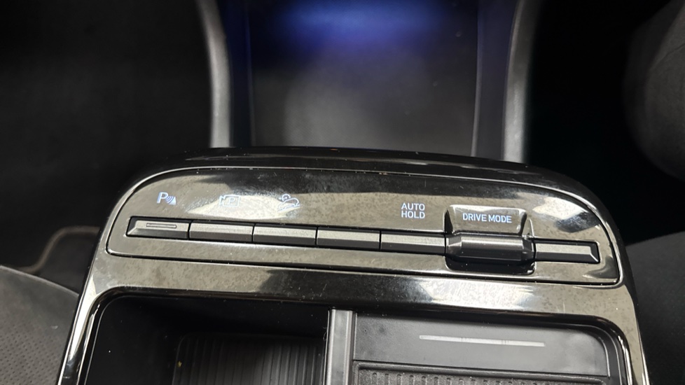 Hyundai TUCSON 1.6T Hybrid N Line 5dr Auto Hybrid Estate - Image 30