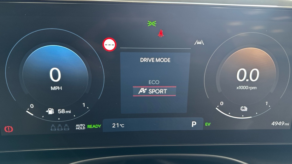 Hyundai TUCSON 1.6T Hybrid N Line 5dr Auto Hybrid Estate - Image 31