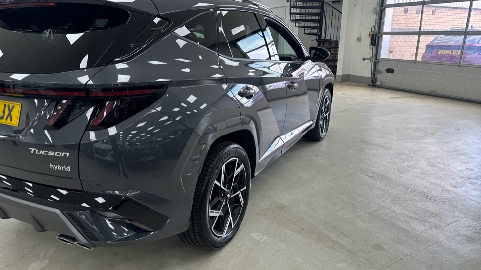 Hyundai TUCSON 1.6T Hybrid N Line 5dr Auto Hybrid Estate - Image 36
